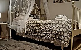 Danti Room